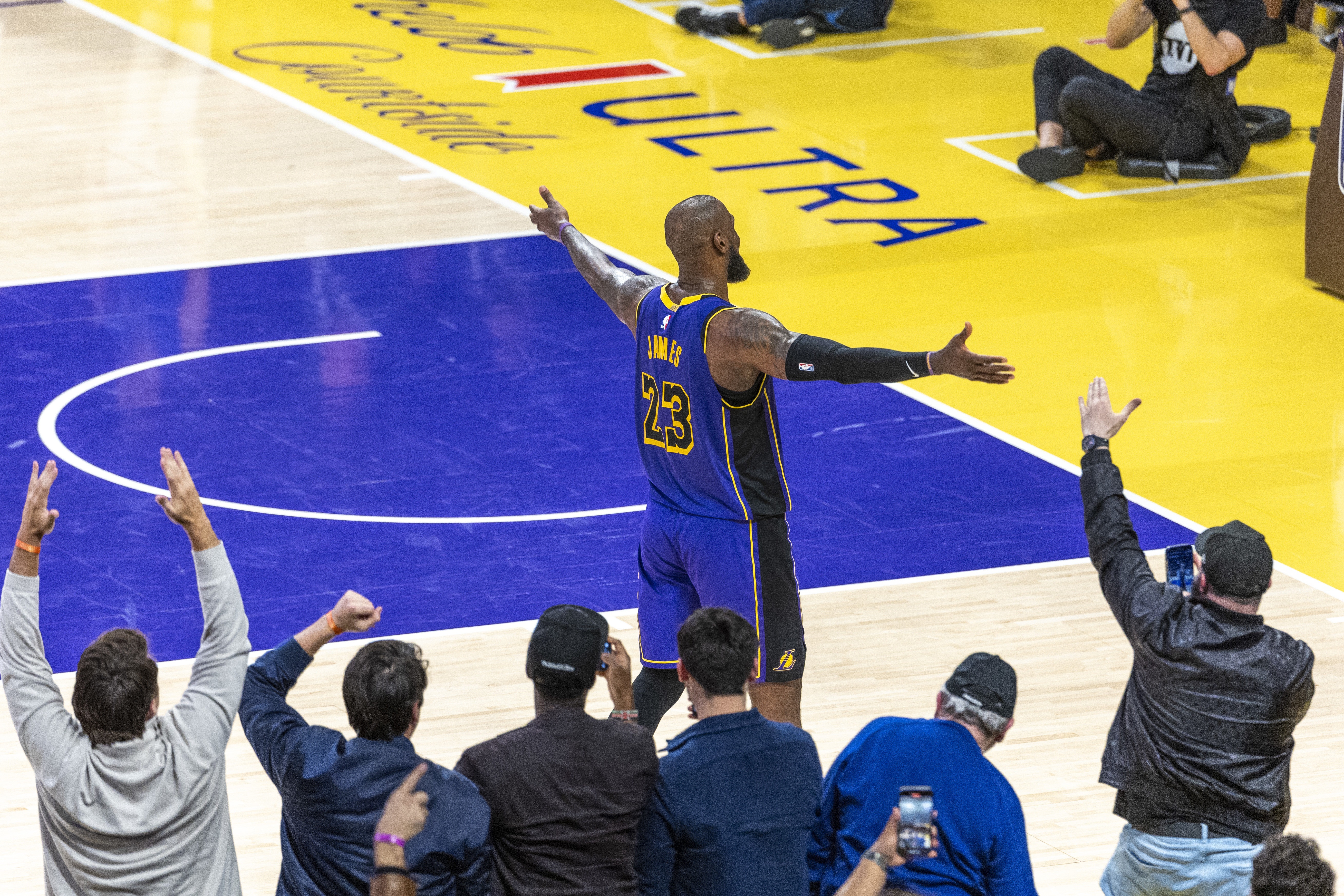 分析NBA目前的輿論環(huán)境：詹姆斯之后 聯(lián)盟門面成了一個燙手山芋？